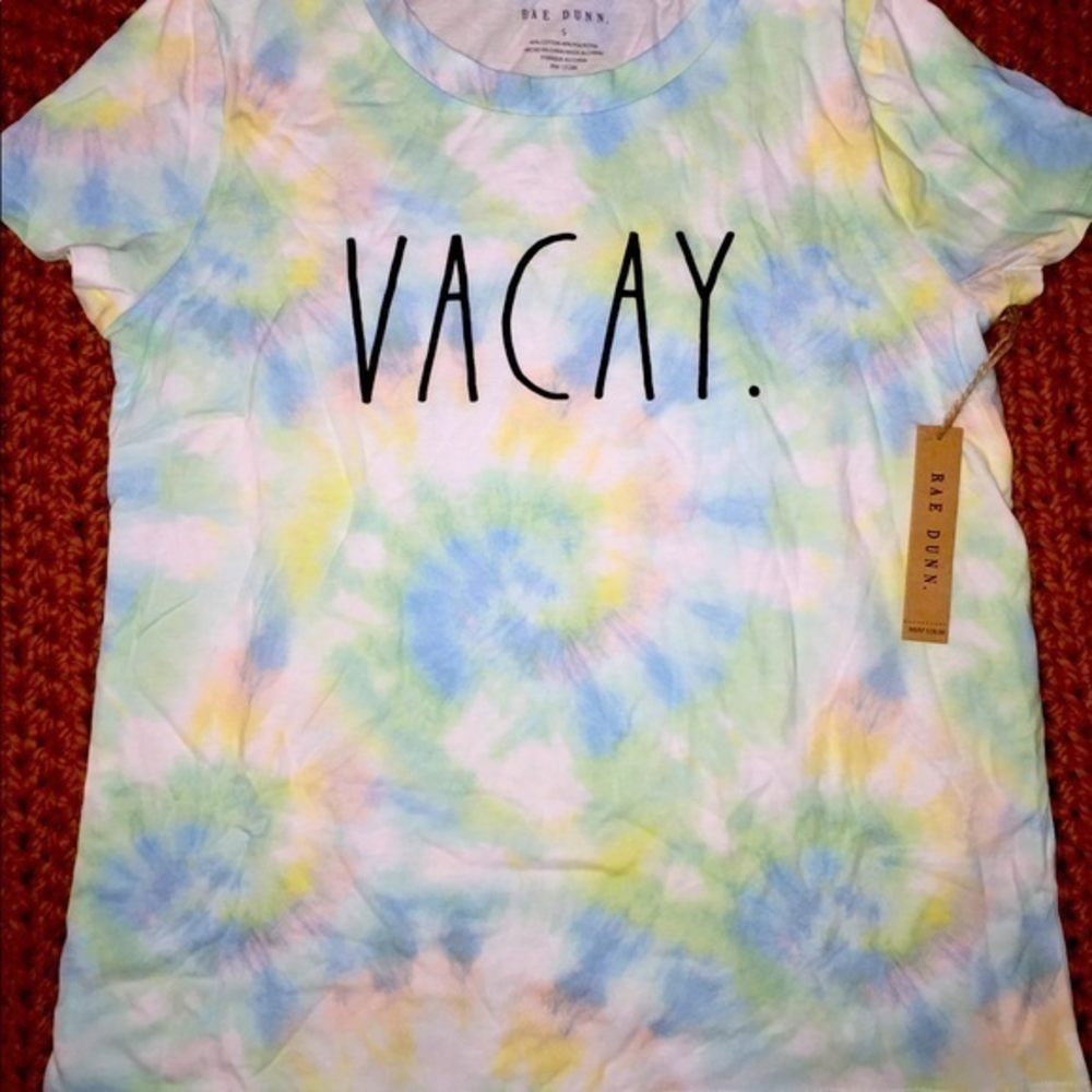 Rae Dunn VACAY Shirt